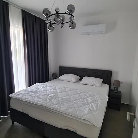 New Luxury Garden Close To The Sea Apartment Kalogrea