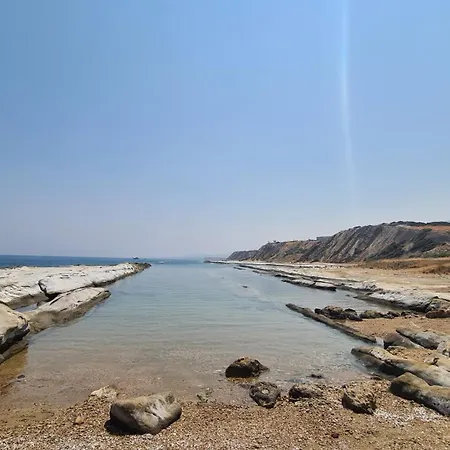 New Luxury Garden Close To The Sea