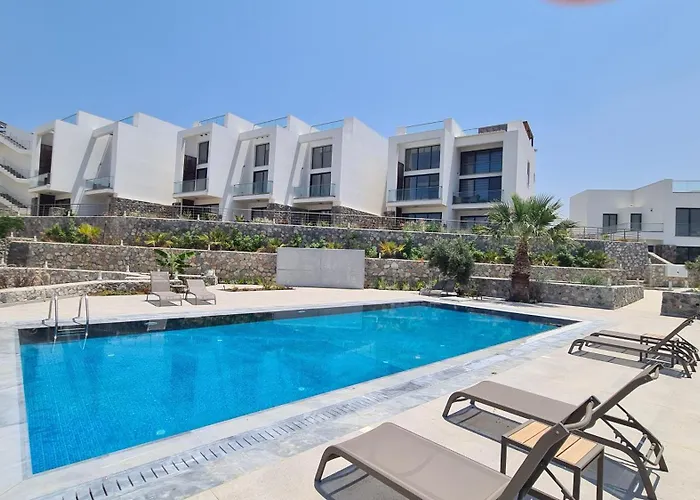 New Luxury Garden Close To The Sea