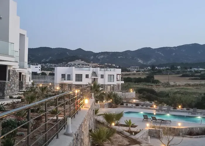 New Luxury Garden Close To The Sea *